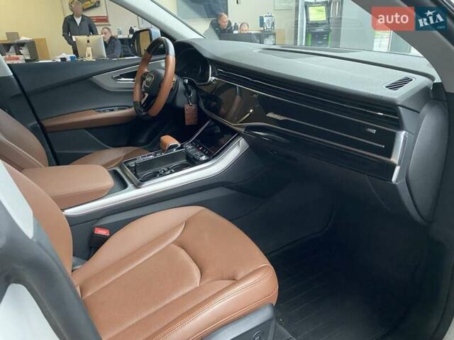 Белый Ауди Q8, объемом двигателя 2.97 л и пробегом 83 тыс. км за 55000 $, фото 25 на Automoto.ua