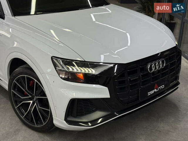 Ауди Q8 2018 в Одессе на Automoto.ua Белый Ауди Q8, объемом двигателя 3 л и пробегом 121 тыс. км за 53500 $, фото 2 на Automoto.ua