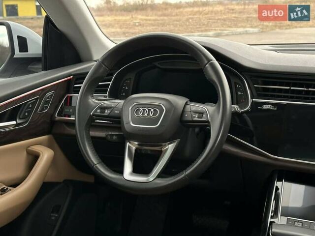 Белый Ауди Q8, объемом двигателя 3 л и пробегом 100 тыс. км за 43000 $, фото 23 на Automoto.ua