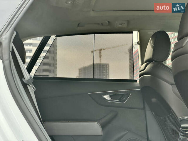 Білий Ауді Q8, об'ємом двигуна 3 л та пробігом 108 тис. км за 54999 $, фото 36 на Automoto.ua