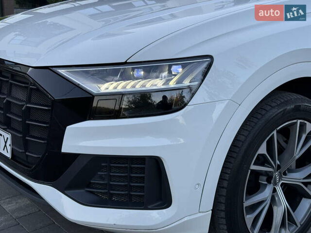Белый Ауди Q8, объемом двигателя 3 л и пробегом 160 тыс. км за 52900 $, фото 12 на Automoto.ua