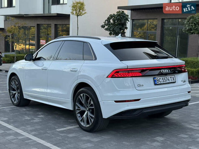 Белый Ауди Q8, объемом двигателя 3 л и пробегом 160 тыс. км за 52900 $, фото 5 на Automoto.ua