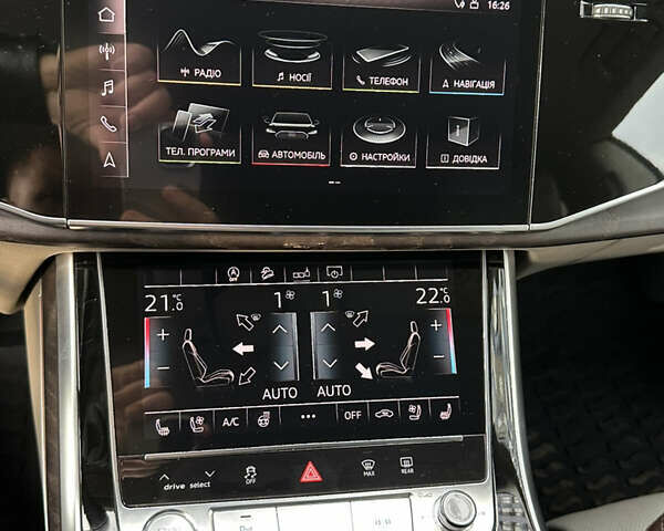 Белый Ауди Q8, объемом двигателя 2.97 л и пробегом 50 тыс. км за 49999 $, фото 7 на Automoto.ua