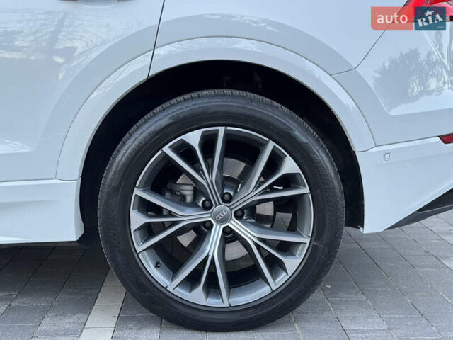 Белый Ауди Q8, объемом двигателя 3 л и пробегом 160 тыс. км за 52900 $, фото 21 на Automoto.ua