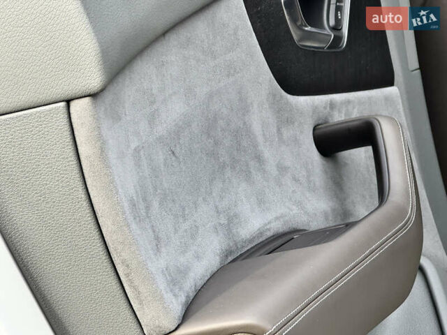 Білий Ауді Q8, об'ємом двигуна 3 л та пробігом 108 тис. км за 54999 $, фото 28 на Automoto.ua