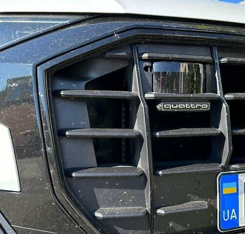 Білий Ауді Q8, об'ємом двигуна 2.97 л та пробігом 169 тис. км за 69000 $, фото 11 на Automoto.ua