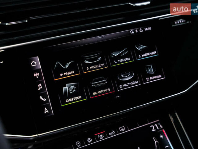 Белый Ауди Q8, объемом двигателя 3 л и пробегом 60 тыс. км за 62300 $, фото 22 на Automoto.ua