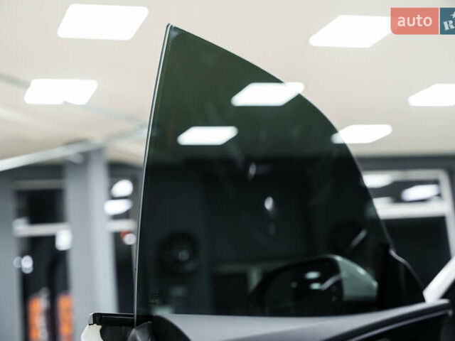 Белый Ауди Q8, объемом двигателя 3 л и пробегом 60 тыс. км за 62300 $, фото 12 на Automoto.ua