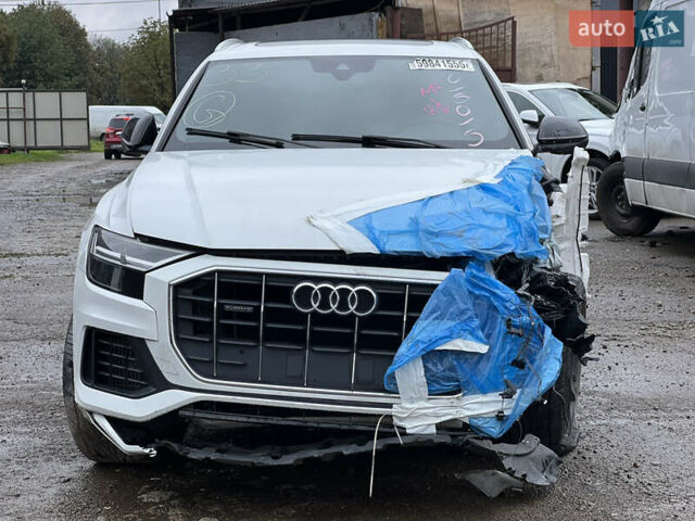 Белый Ауди Q8, объемом двигателя 3 л и пробегом 79 тыс. км за 29000 $, фото 4 на Automoto.ua