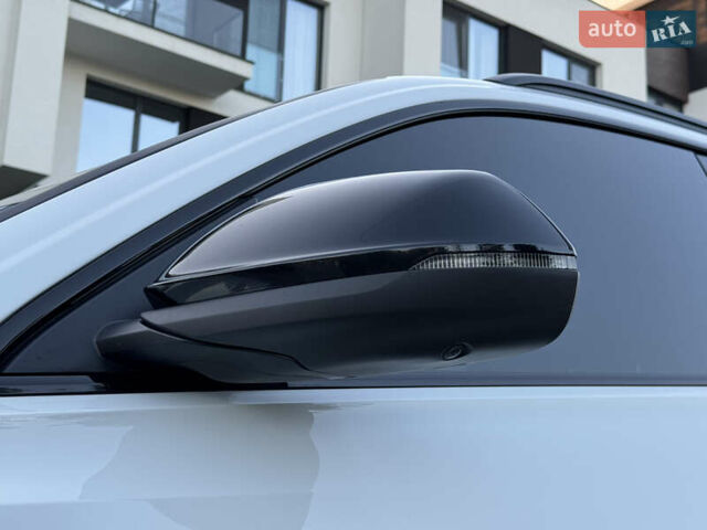 Белый Ауди Q8, объемом двигателя 3 л и пробегом 160 тыс. км за 52900 $, фото 18 на Automoto.ua