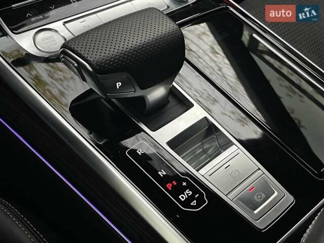 Ауді Q8 2019 у Києві на Automoto.ua Білий Ауді Q8, об'ємом двигуна 3 л та пробігом 60 тис. км за 64990 $, фото 41 на Automoto.ua