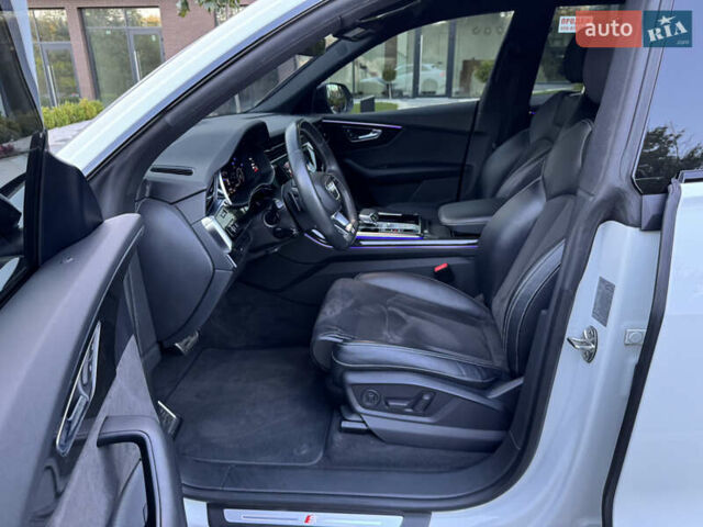 Белый Ауди Q8, объемом двигателя 3 л и пробегом 160 тыс. км за 52900 $, фото 25 на Automoto.ua