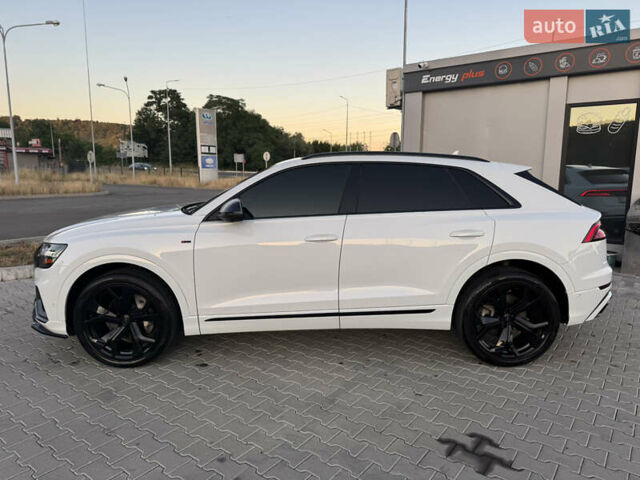 Білий Ауді Q8, об'ємом двигуна 3 л та пробігом 118 тис. км за 54000 $, фото 5 на Automoto.ua