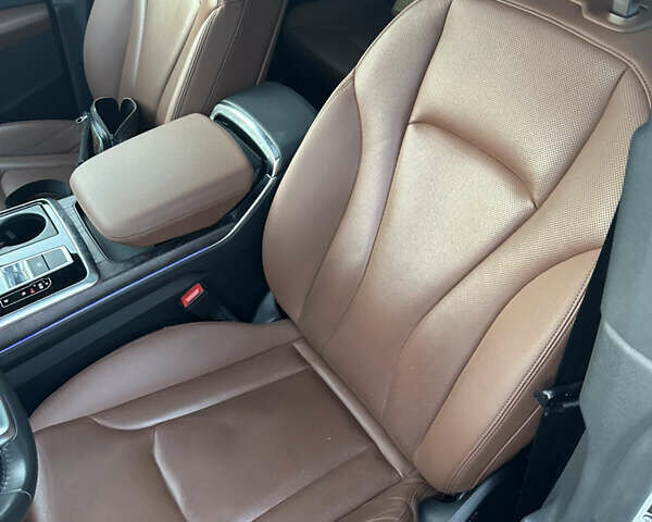 Белый Ауди Q8, объемом двигателя 3 л и пробегом 95 тыс. км за 47000 $, фото 18 на Automoto.ua