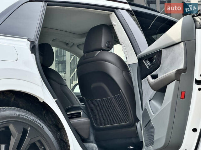 Білий Ауді Q8, об'ємом двигуна 3 л та пробігом 108 тис. км за 54999 $, фото 38 на Automoto.ua