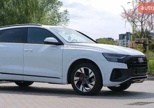 Белый Ауди Q8, объемом двигателя 3 л и пробегом 110 тыс. км за 56000 $, фото 4 на Automoto.ua