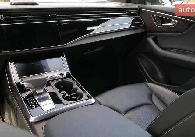 Белый Ауди Q8, объемом двигателя 3 л и пробегом 110 тыс. км за 56000 $, фото 9 на Automoto.ua