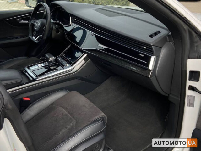 Белый Ауди Q8, объемом двигателя 3 л и пробегом 127 тыс. км за 65000 $, фото 5 на Automoto.ua