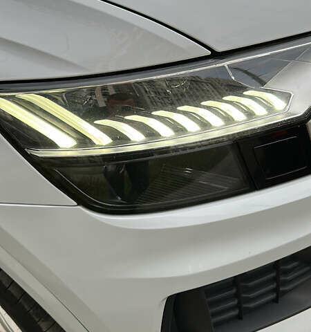 Белый Ауди Q8, объемом двигателя 2.97 л и пробегом 50 тыс. км за 49999 $, фото 13 на Automoto.ua