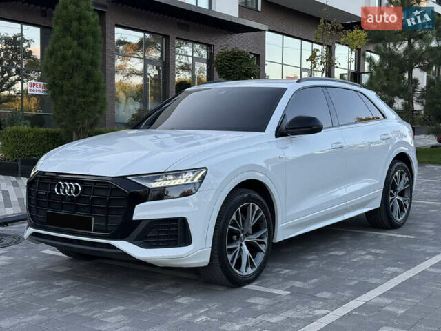 Белый Ауди Q8, объемом двигателя 3 л и пробегом 155 тыс. км за 53999 $, фото 3 на Automoto.ua