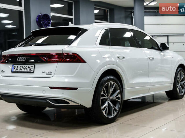 Белый Ауди Q8, объемом двигателя 3 л и пробегом 60 тыс. км за 62300 $, фото 9 на Automoto.ua