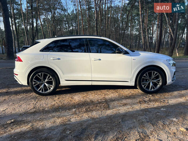 Белый Ауди Q8, объемом двигателя 2.97 л и пробегом 213 тыс. км за 54200 $, фото 7 на Automoto.ua