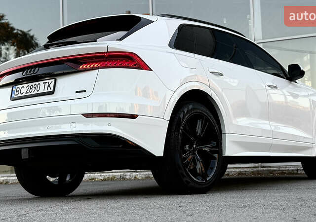 Білий Ауді Q8, об'ємом двигуна 3 л та пробігом 122 тис. км за 49999 $, фото 9 на Automoto.ua
