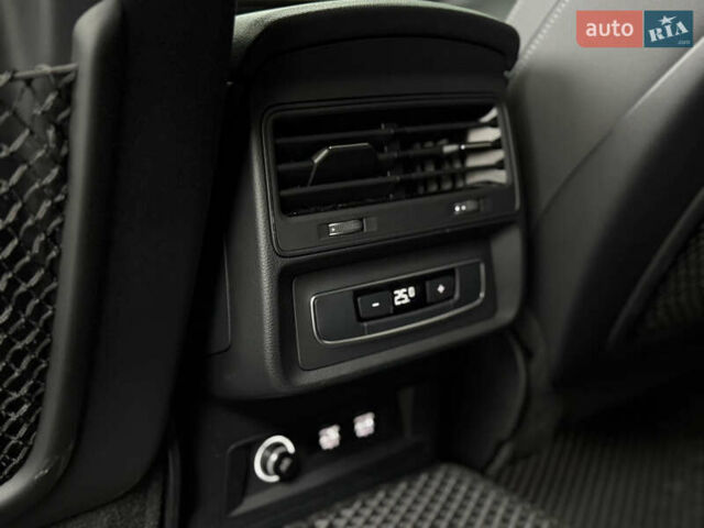 Белый Ауди Q8, объемом двигателя 3 л и пробегом 142 тыс. км за 43000 $, фото 13 на Automoto.ua