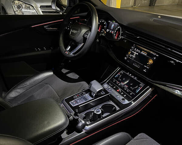 Белый Ауди Q8, объемом двигателя 3 л и пробегом 88 тыс. км за 55000 $, фото 9 на Automoto.ua