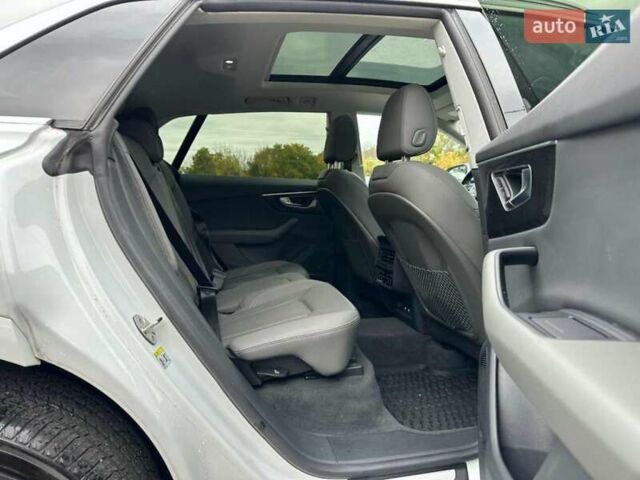 Білий Ауді Q8, об'ємом двигуна 3 л та пробігом 99 тис. км за 19500 $, фото 7 на Automoto.ua