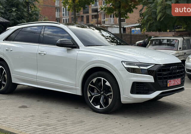Белый Ауди Q8, объемом двигателя 3 л и пробегом 152 тыс. км за 39999 $, фото 1 на Automoto.ua