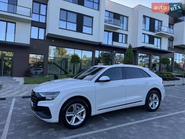 Белый Ауди Q8, объемом двигателя 3 л и пробегом 74 тыс. км за 63999 $, фото 27 на Automoto.ua