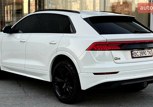 Білий Ауді Q8, об'ємом двигуна 3 л та пробігом 122 тис. км за 49999 $, фото 13 на Automoto.ua