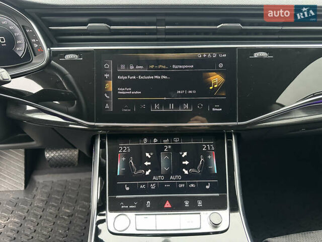 Білий Ауді Q8, об'ємом двигуна 2.97 л та пробігом 73 тис. км за 55000 $, фото 10 на Automoto.ua