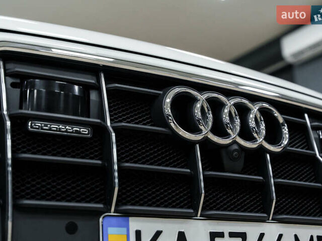 Белый Ауди Q8, объемом двигателя 3 л и пробегом 60 тыс. км за 62300 $, фото 3 на Automoto.ua