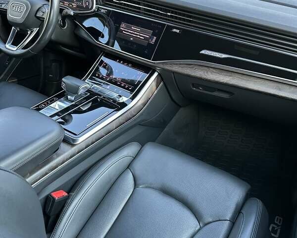 Білий Ауді Q8, об'ємом двигуна 3 л та пробігом 118 тис. км за 64999 $, фото 25 на Automoto.ua