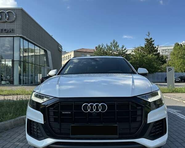 Білий Ауді Q8, об'ємом двигуна 3 л та пробігом 118 тис. км за 64999 $, фото 3 на Automoto.ua