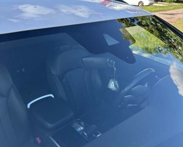 Білий Ауді Q8, об'ємом двигуна 3 л та пробігом 118 тис. км за 64999 $, фото 19 на Automoto.ua