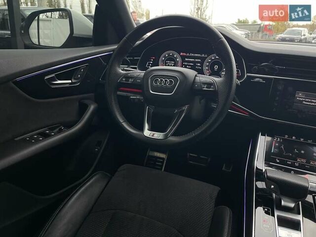 Ауді Q8 2019 у Києві на Automoto.ua Білий Ауді Q8, об'ємом двигуна 3 л та пробігом 60 тис. км за 64990 $, фото 22 на Automoto.ua