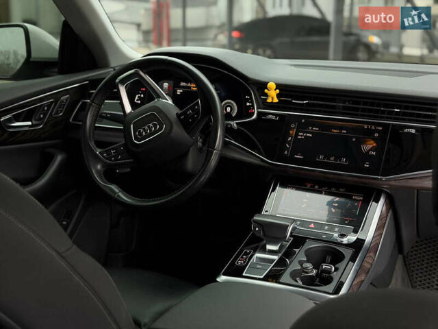 Белый Ауди Q8, объемом двигателя 3 л и пробегом 142 тыс. км за 43000 $, фото 8 на Automoto.ua