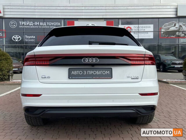 Белый Ауди Q8, объемом двигателя 3 л и пробегом 127 тыс. км за 65000 $, фото 3 на Automoto.ua