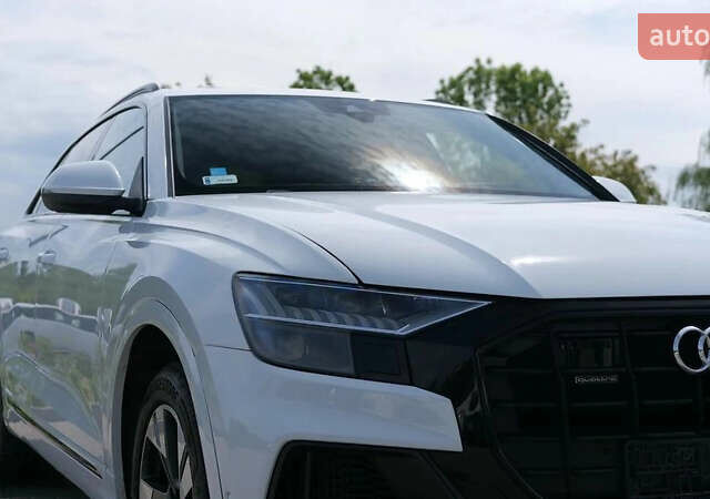 Белый Ауди Q8, объемом двигателя 3 л и пробегом 110 тыс. км за 56000 $, фото 5 на Automoto.ua