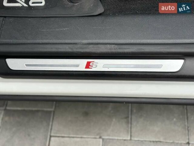 Ауді Q8 2019 у Києві на Automoto.ua Білий Ауді Q8, об'ємом двигуна 3 л та пробігом 60 тис. км за 64990 $, фото 19 на Automoto.ua
