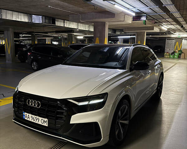 Белый Ауди Q8, объемом двигателя 3 л и пробегом 88 тыс. км за 55000 $, фото 2 на Automoto.ua
