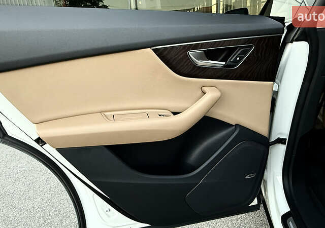 Белый Ауди Q8, объемом двигателя 3 л и пробегом 122 тыс. км за 54500 $, фото 37 на Automoto.ua
