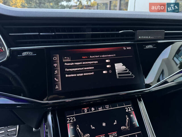 Белый Ауди Q8, объемом двигателя 3 л и пробегом 160 тыс. км за 52900 $, фото 40 на Automoto.ua