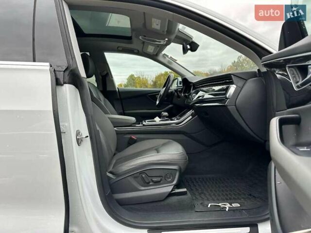 Білий Ауді Q8, об'ємом двигуна 3 л та пробігом 99 тис. км за 19500 $, фото 8 на Automoto.ua
