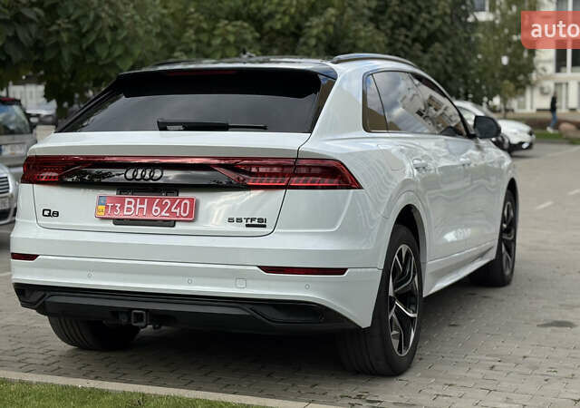 Белый Ауди Q8, объемом двигателя 3 л и пробегом 152 тыс. км за 38999 $, фото 4 на Automoto.ua