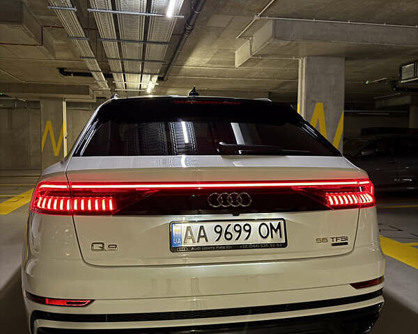 Белый Ауди Q8, объемом двигателя 3 л и пробегом 88 тыс. км за 55000 $, фото 5 на Automoto.ua
