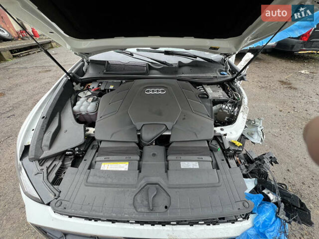 Белый Ауди Q8, объемом двигателя 3 л и пробегом 79 тыс. км за 29000 $, фото 16 на Automoto.ua